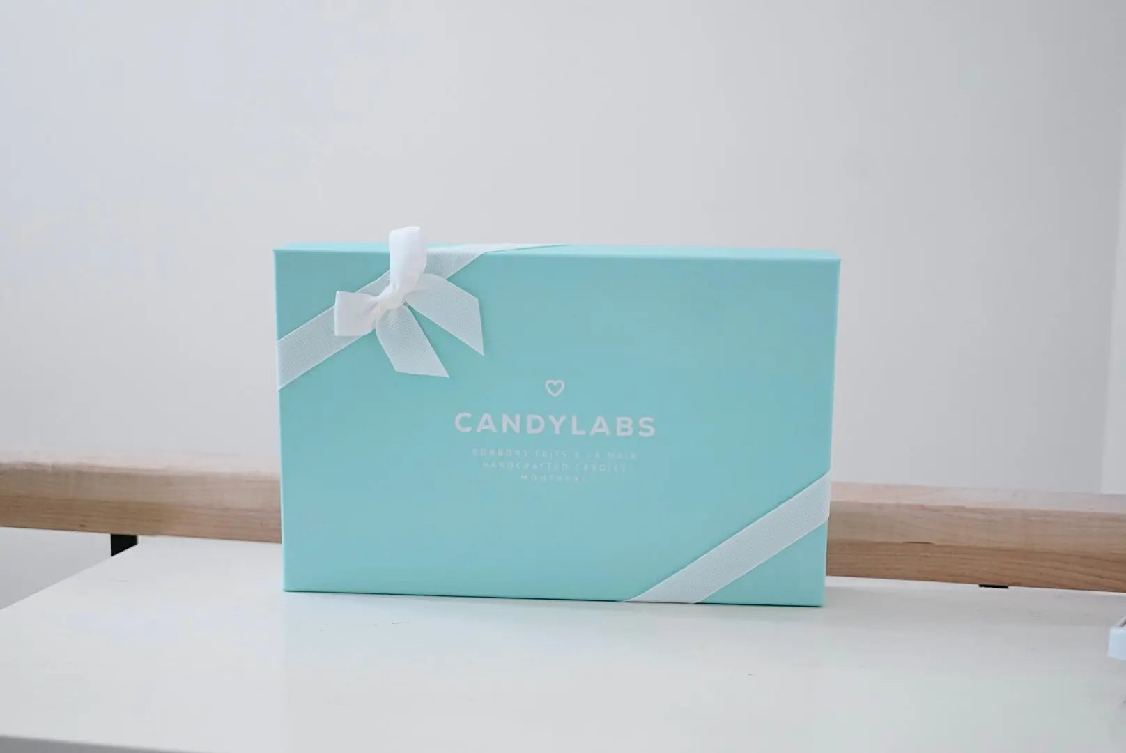 Spring Gift Box Candylabs