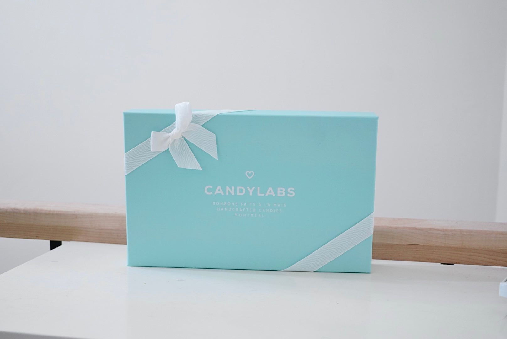 Spring Gift Box Candylabs